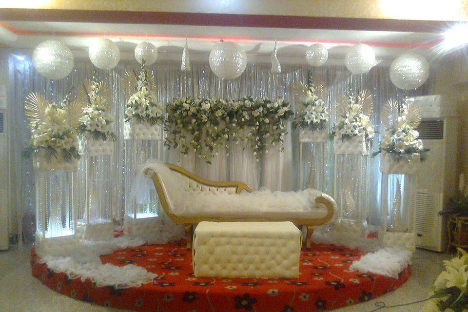 Engagement decoration