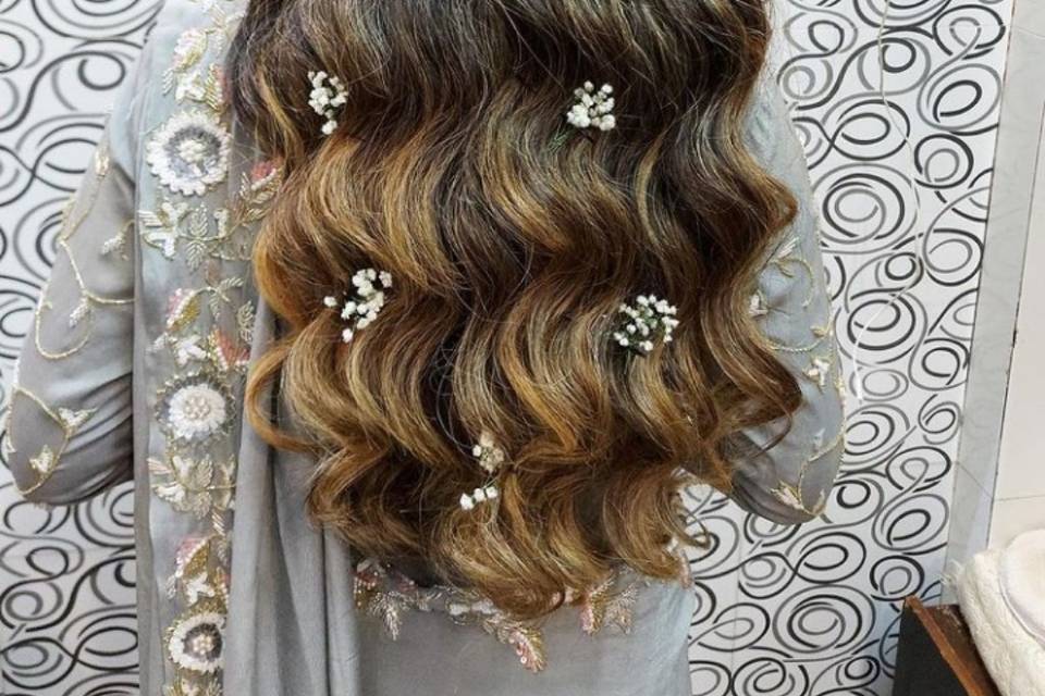 Wavey curls