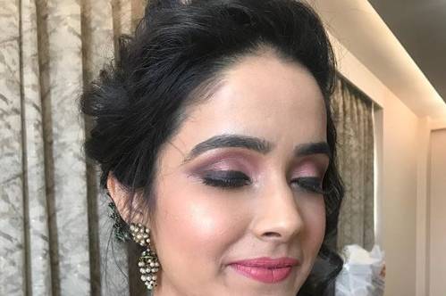 Makeup by Harshita Kapoor