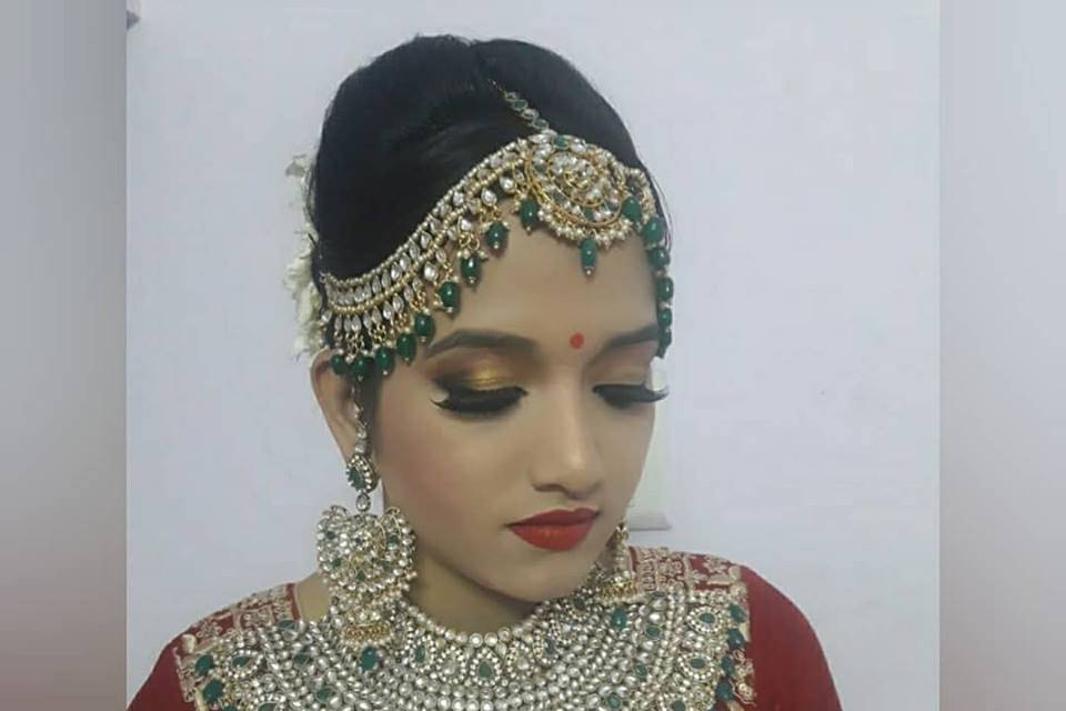 Bridal makeup