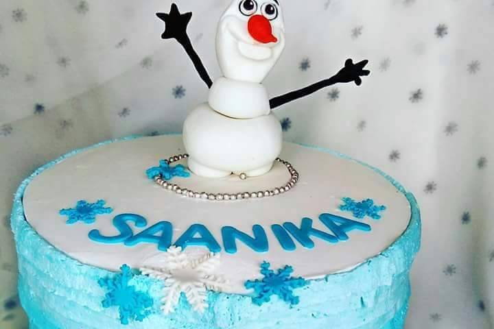 Frozen theme cake