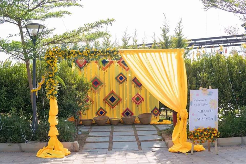 Haldi decor