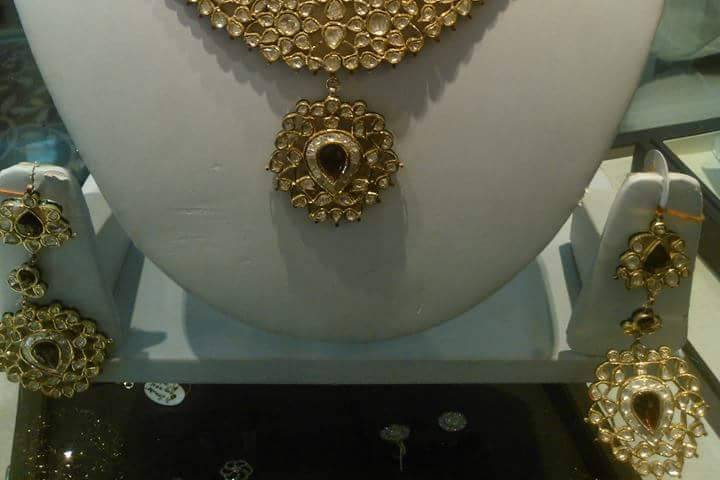 Dhanlaxmi Jewellers