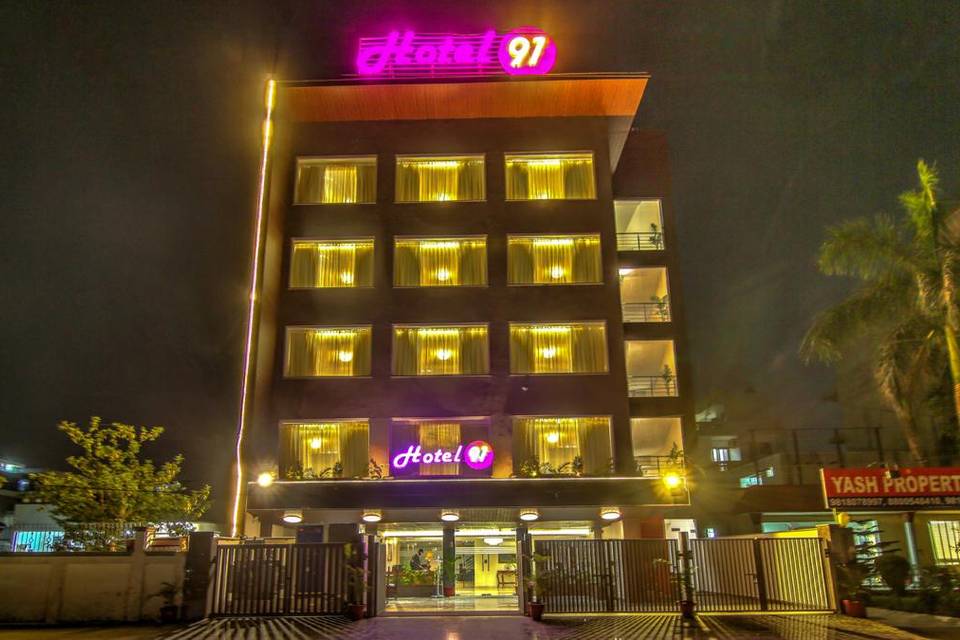 Hotel 91, Sector 45, Gurgaon