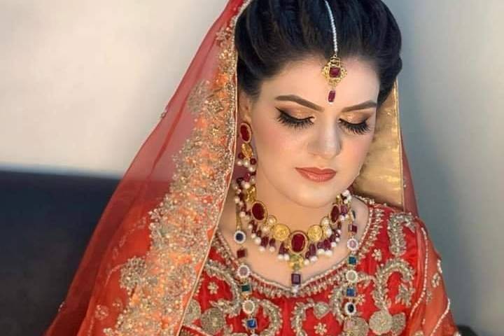 Bridal makeup