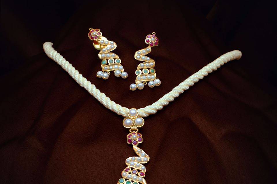 Bridal jewellery