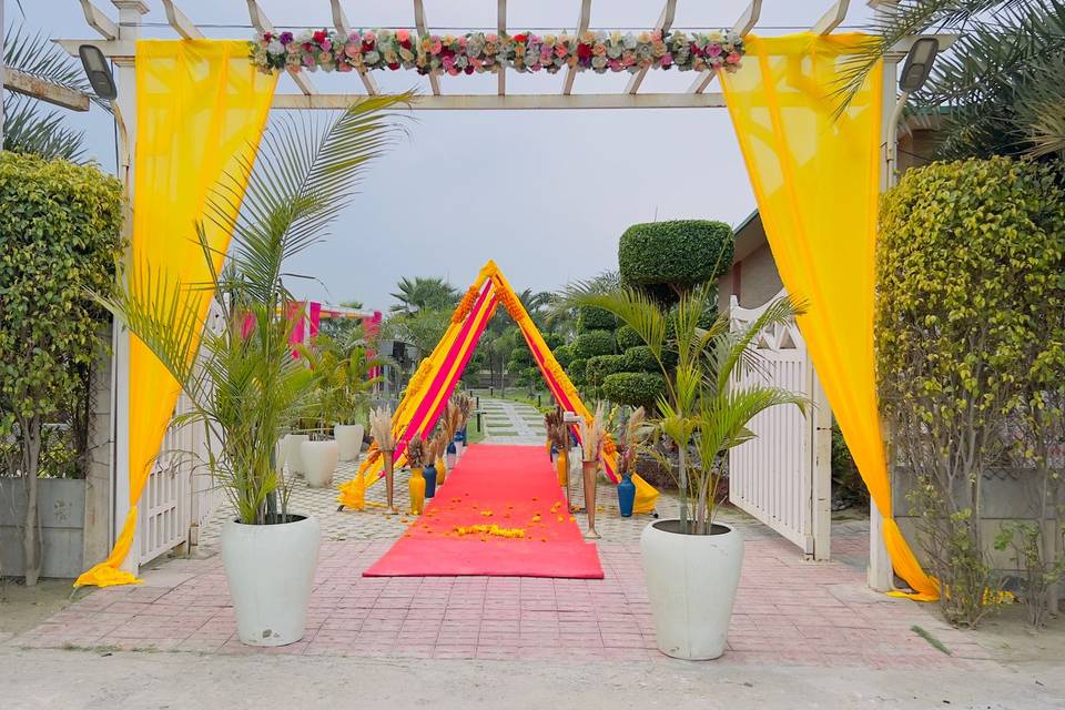 Entrance decor