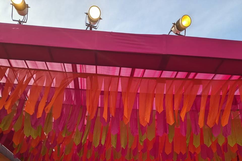 Decorate