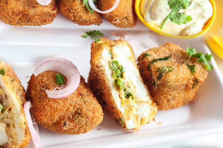 Paneer-stuffed-pakoda