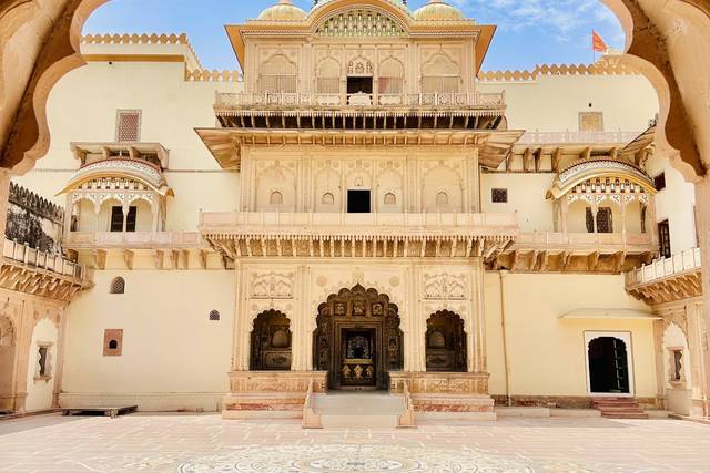 Mahal Khas Palace