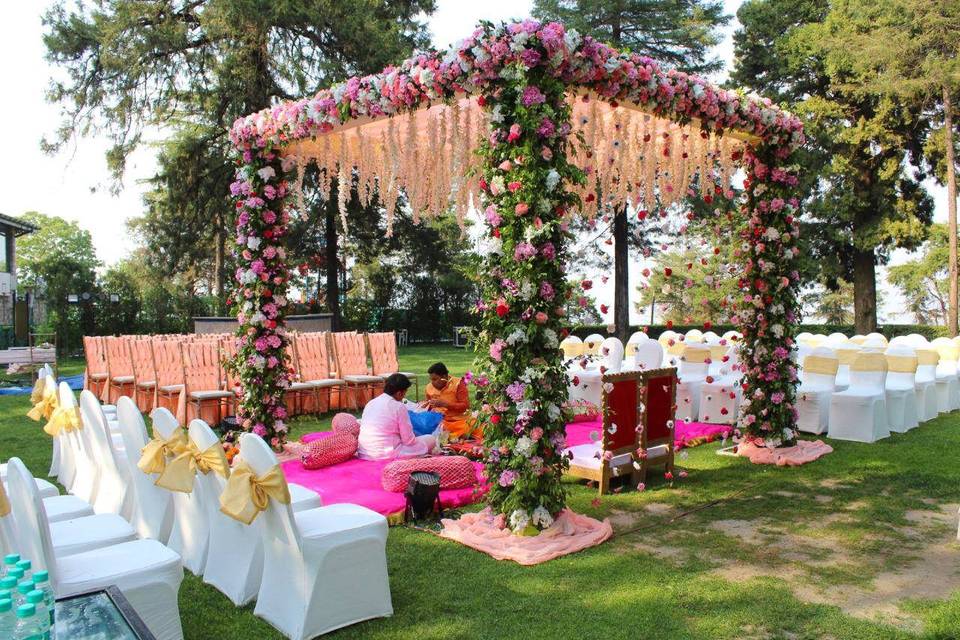 wedding decor wedding planner