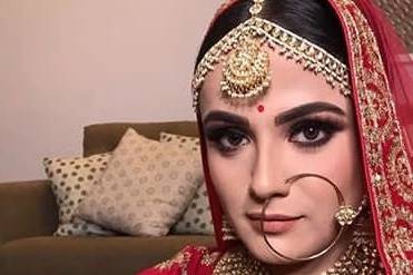 Bridal makeup