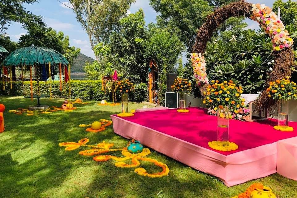 Mehendi decor for wedding