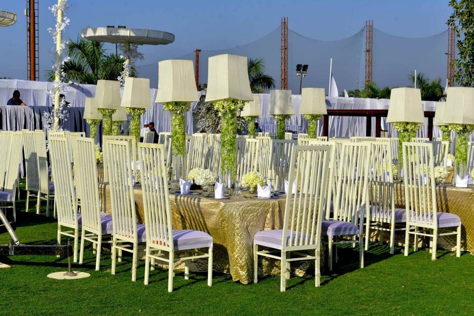 Weddinf sangeet setup decor