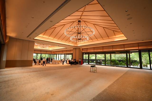 Banquet hall