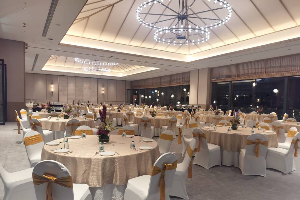 Banquet hall