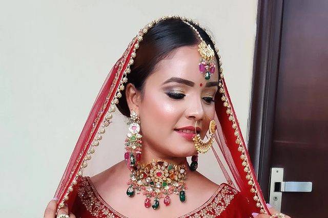 Bridal makeup