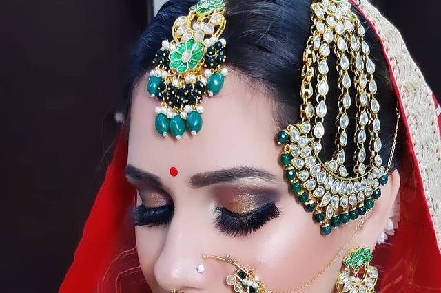 Bridal makeup