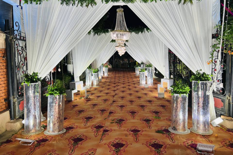 Entrance decor