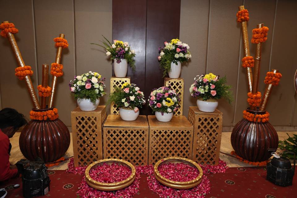 Traditional decor