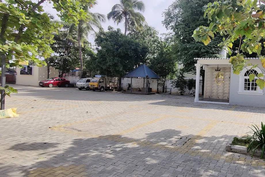 Lawn area