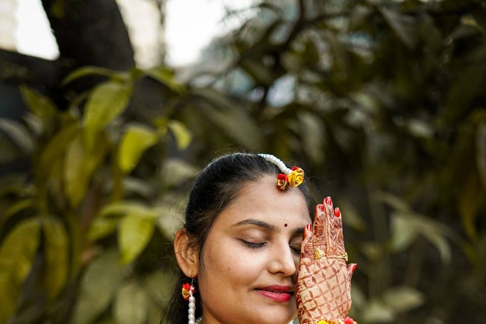 Pretty Haldi Bride