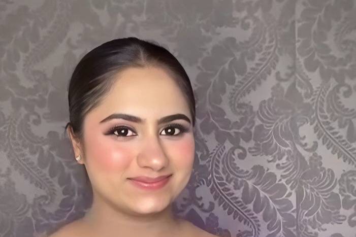 Party makeup