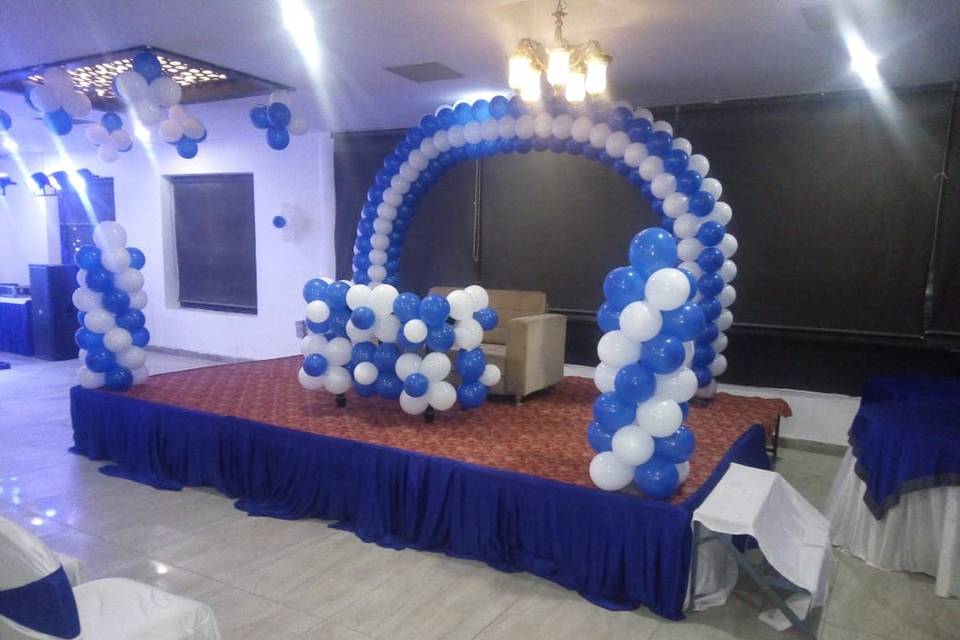 Stage decor with baloon