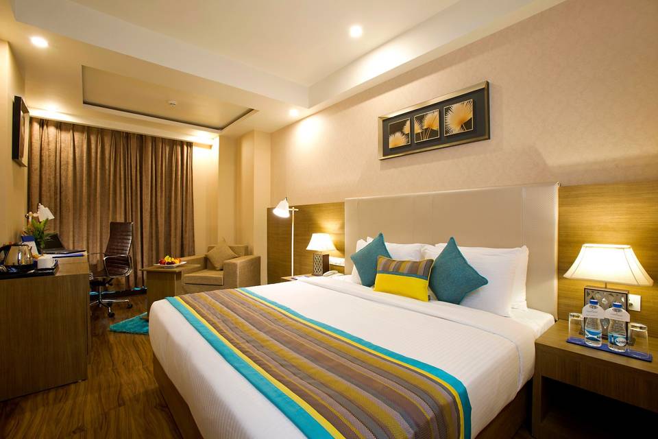 Executive Suite Bedroom