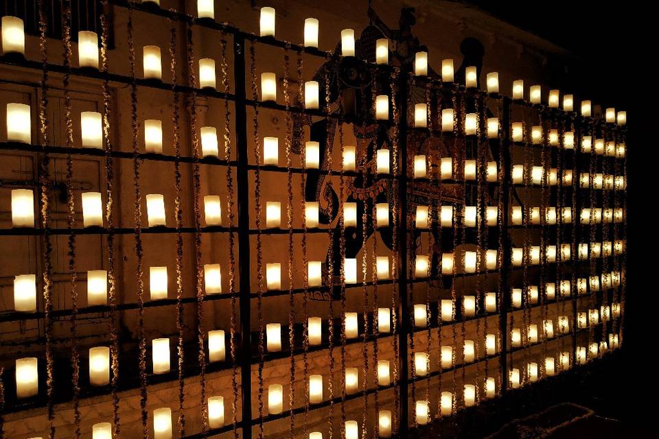 Candle wall