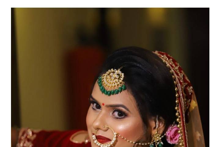 Vibhuti Khunger Makeovers