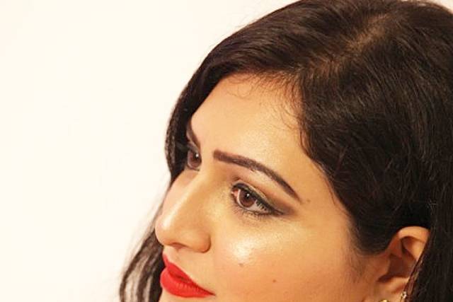 Engagement Makeup