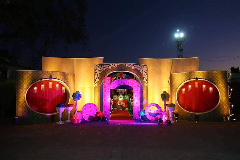 Entrance decor