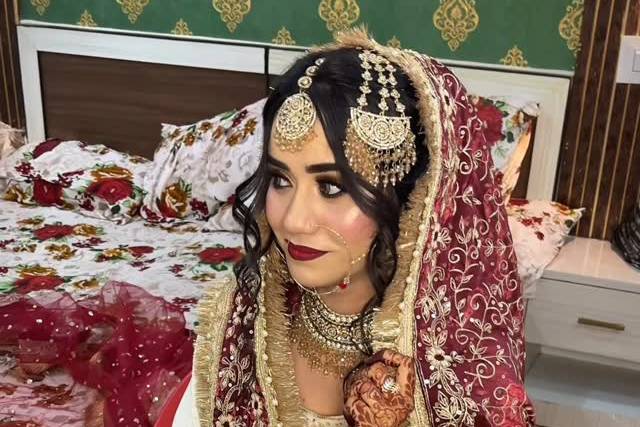 Bridal makeup