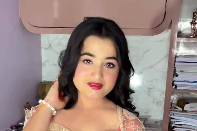 Party makeup