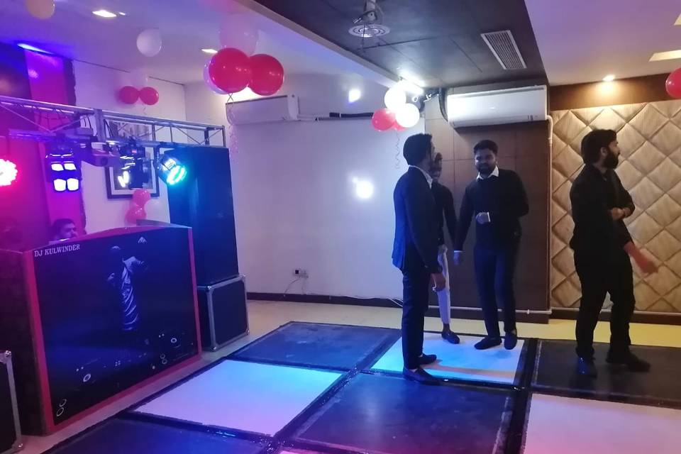 DJ & Music