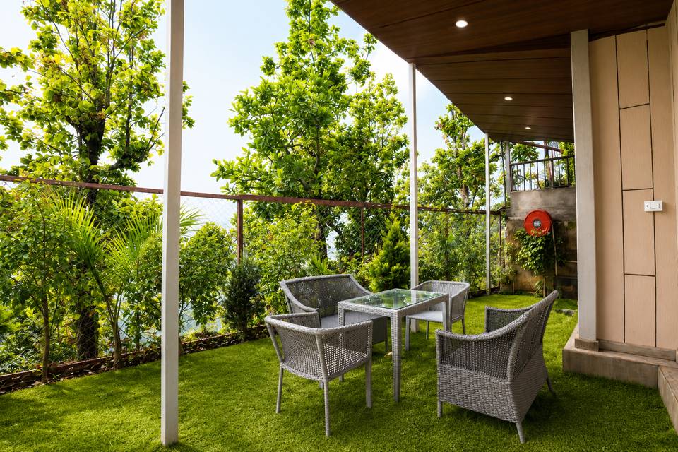 Room with Private garden