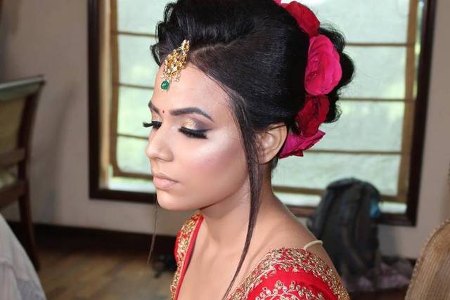 Bridal makeup