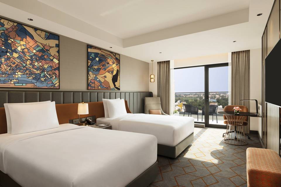 Premium Twin Room with Balcony