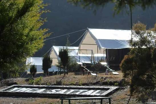 Luxury tent