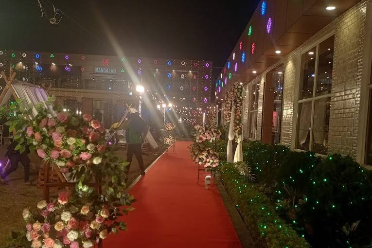Entrance decor