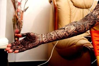 Mehndi Designs by Bhawna Taneja