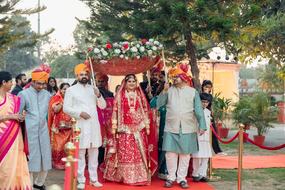 Bridal Entry