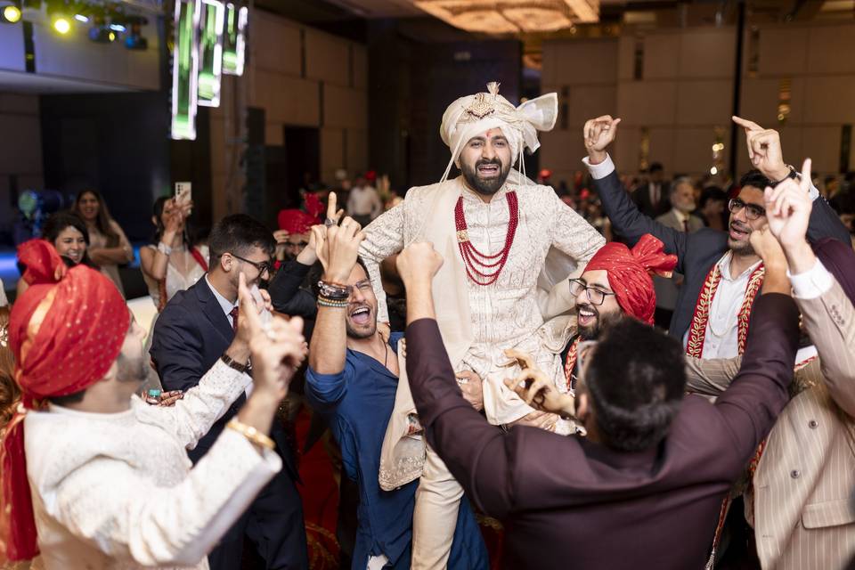 Groom Entry