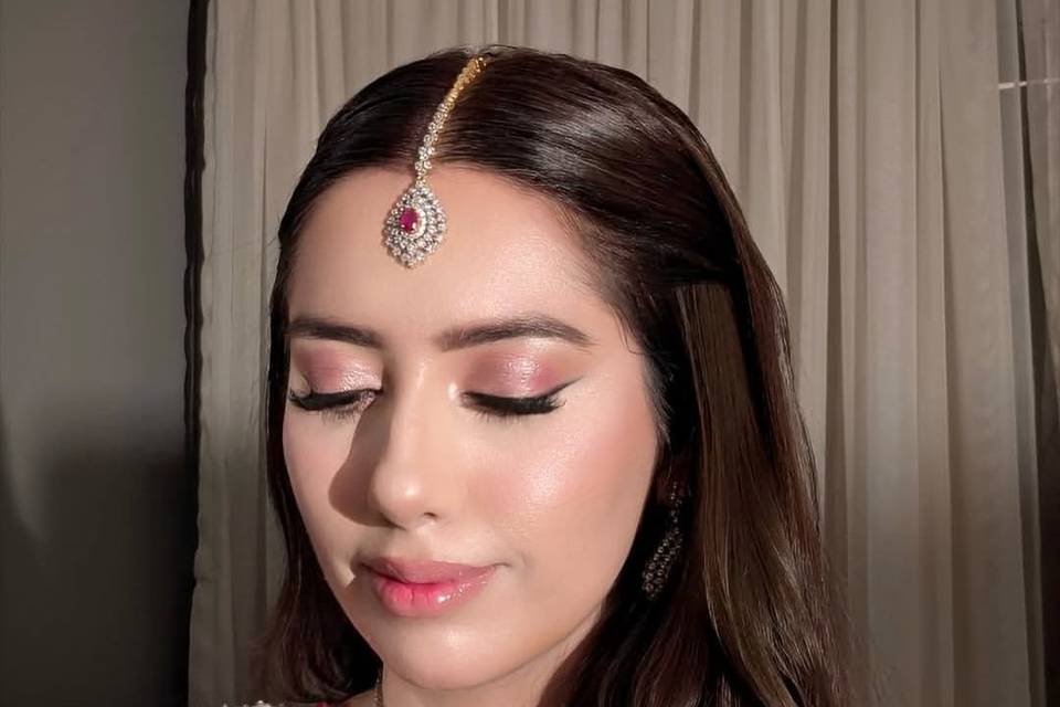 Party makeup