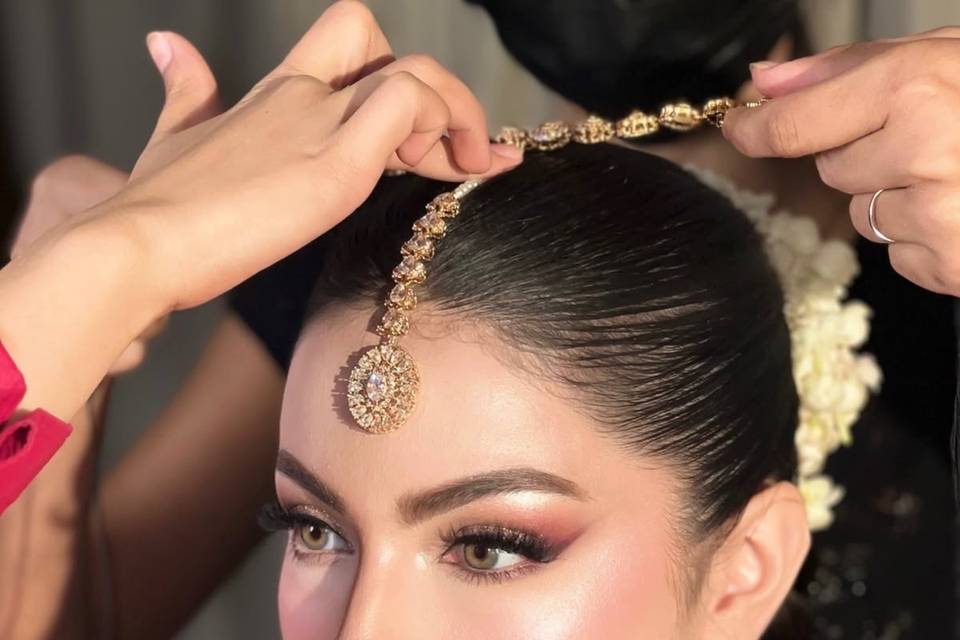 Party makeup