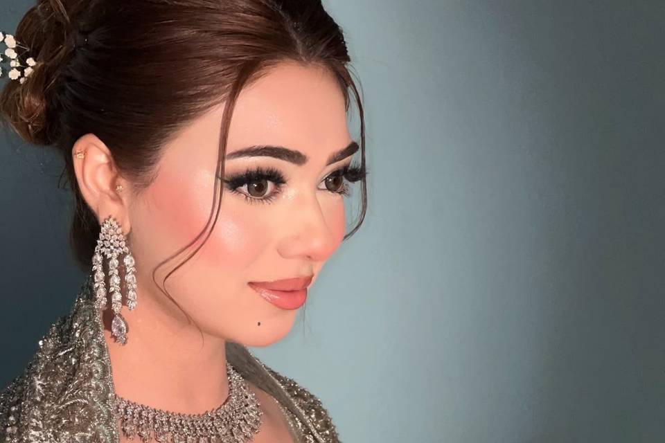 Party makeup