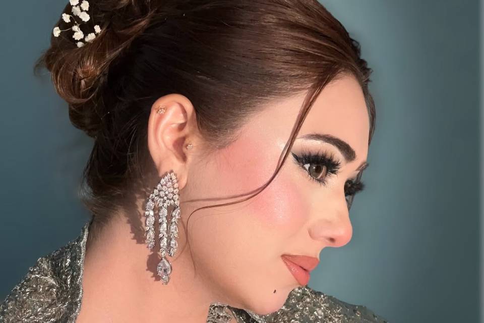 Party makeup
