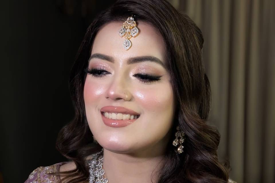 Party makeup