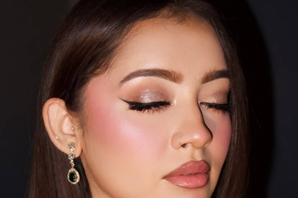 Party makeup